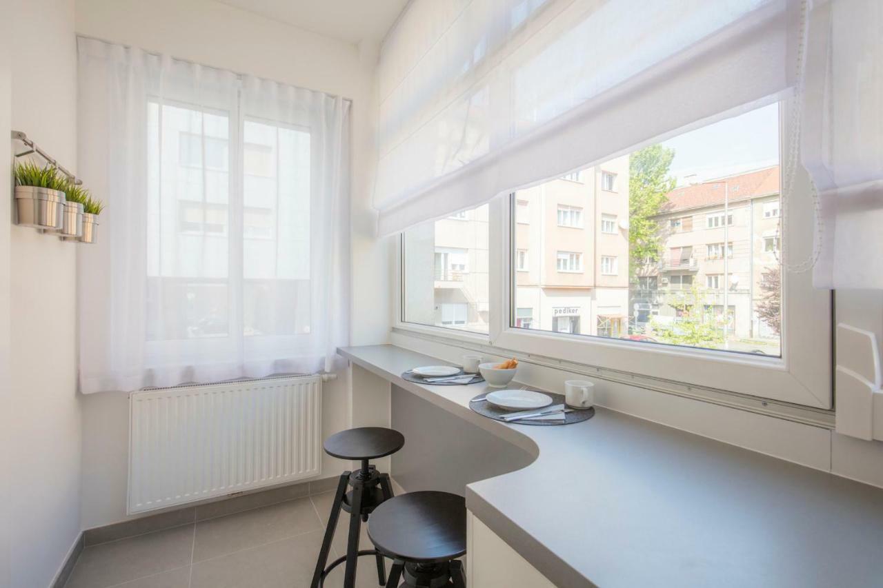 Apartments N10 Zagreb Extérieur photo